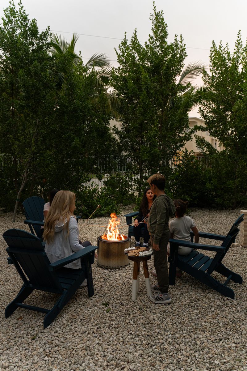 turtle cove airbnb exterior shot