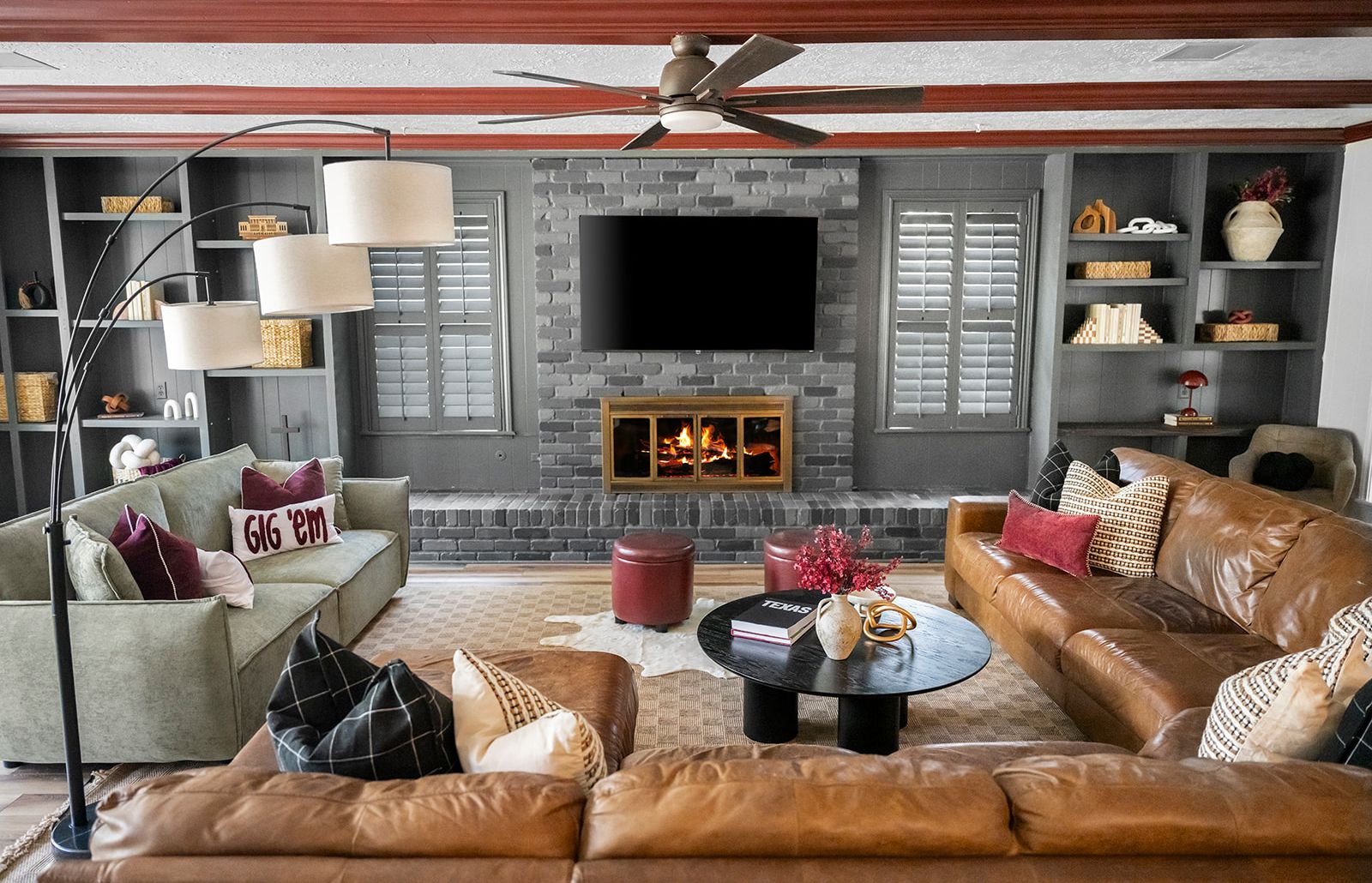 Apple Creek Outpost living room