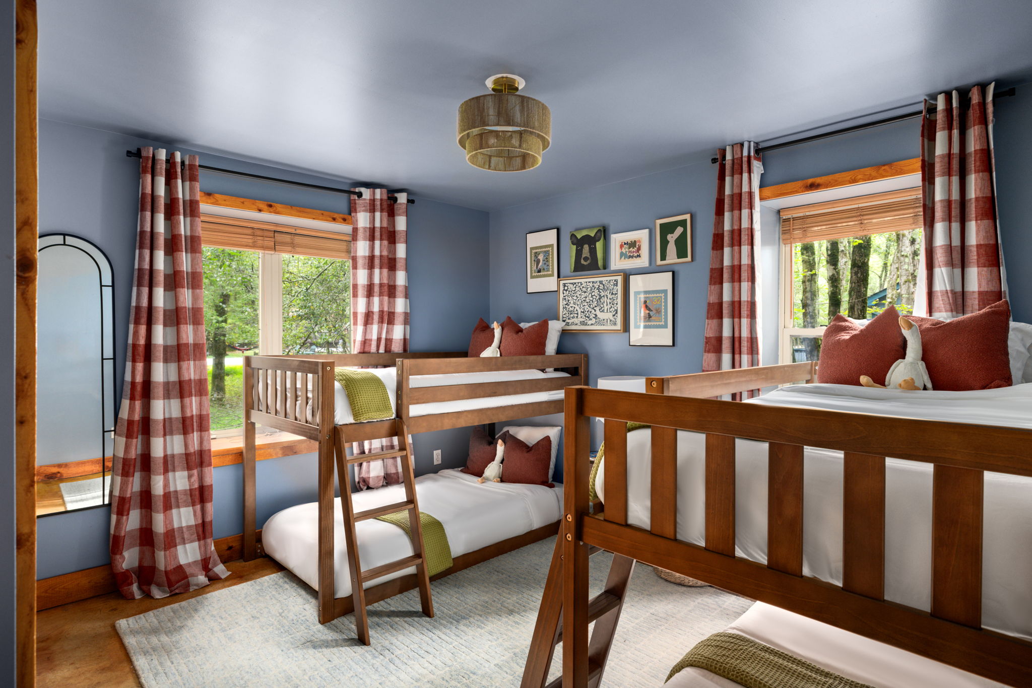 Interior bedroom shot of Pocopop Cabin